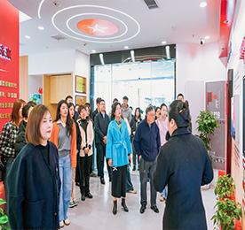 3月15日上午，常州市基层理论宣讲工作会议暨基层理论宣讲骨干培训班在湖塘镇人民政府召开。