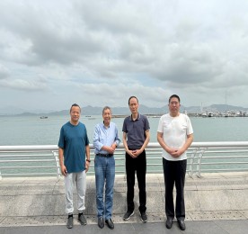 深圳，这座充满活力与机遇的现代化大都市，以其独特的魅力吸引着无数人前来探寻。在本次深圳之行中，原华夏银行、包商银行副行长、常商企业发展高级咨询专家周常春，常州大学原二级教授、江苏省高分子专业委员会副主任、常商企业发展高级咨询专家陶国良，全国工商联原常委、常州市武进区原政协委员会副主席，武进区工商业联合会原主席王友诚，12博官网集团董事长、常商学院院长常科伟一行人深入感受深圳的创新精神、文化底蕴以及商业活力。